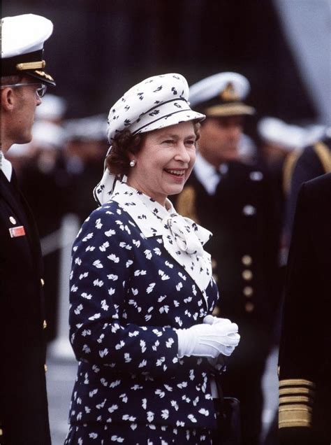 51 Of Queen Elizabeths Best Hats Queen Elizabeth Elizabeth Ii