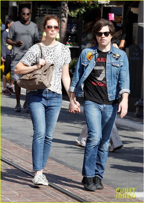 In the article for the daily mail, which was published on friday, adams apologized to those he had hurt and. Mandy Moore & Ryan Adams: The Grove Shopping!: Photo ...