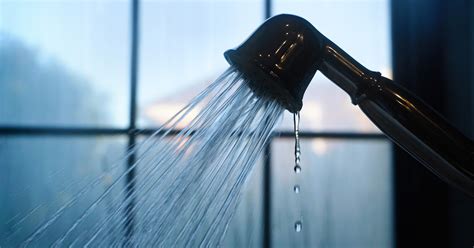 What Happens If You Dont Shower For Two Days Heres What Science Has To Say