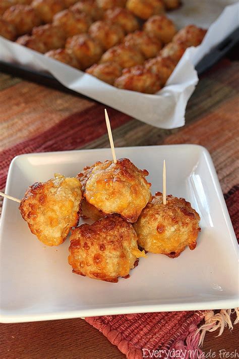 Spicy Chicken Cheeseballs Recipe Thanksgiving Appetizers Easy