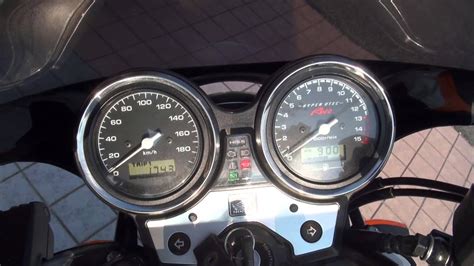 The assembled throng of australia's motorcycle scribes were immediately drawn away from the exciting. 2012 CB400 SUPER FOUR HYPER VTEC Revo - YouTube