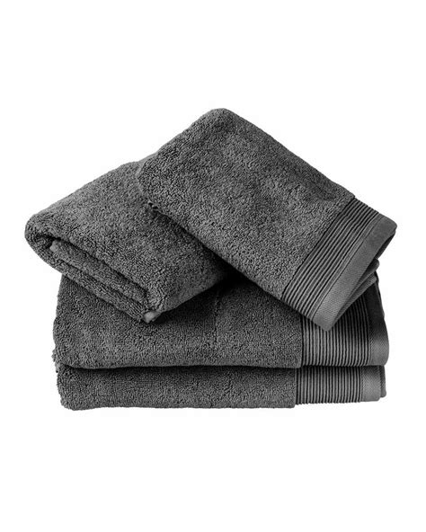 When egyptian cotton is used to produce a bath towel the result is an incredible and long lasting dense and plush feel with very high absorption rates. Luxury 100% Egyptian Cotton Bath Sheet - Mid Grey ...