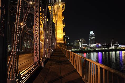 Side View Of The John A Roebling Suspension Bridge Fotofocus