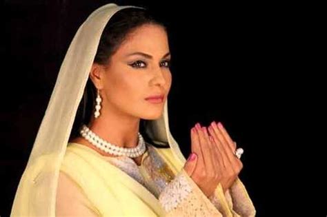 Bollywood Actress Veena Malik Is Given 26 Years In Jail For Blasphemy