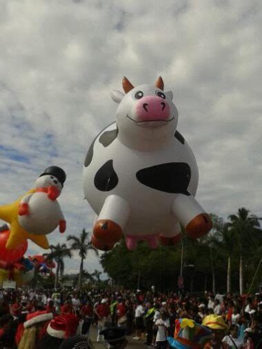 Cow Parade Balloon Rounder 30
