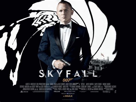 El Cinema De Hollywood Skyfall Ilumina El 50 Aniversario De La Franquicia Bond