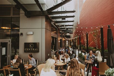 Central Bar + Restaurant - The Bellevue Collection