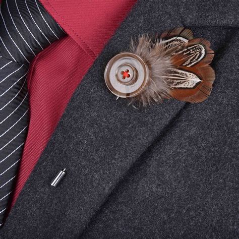 New Bohemian Men Feather Brooch Stick Lapel Pin Suits Boutonniere