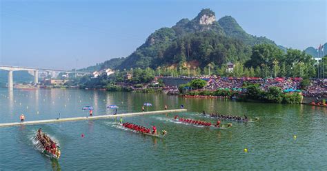 Time for dragon boat race. China celebrates Dragon Boat Festival