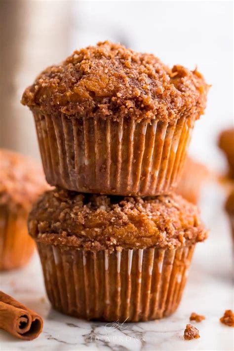 Pumpkin Muffins With A Spiced Crumb Topping 40 Aprons
