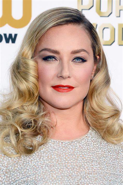 Elisabeth Röhm 360 Degrees Of All Out Glamour At The Critics Choice