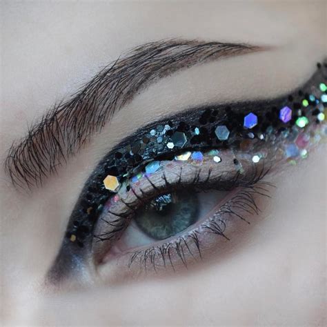 Black Glitter Eyeliner Glitter Eyeliner Womens Makeup Makeup Art