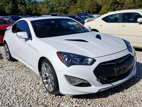 See what power, features, and amenities you'll get for the compare 3 trims on the 2016 hyundai genesis coupe. 2016 Hyundai Genesis Coupe 3.8 Ultimate | Salvage ...
