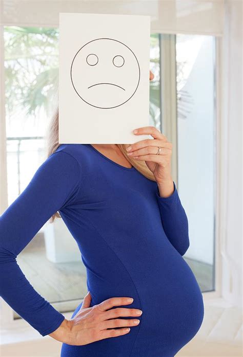 Unhappy Pregnant Woman Photograph By Ian Hootonscience Photo Library