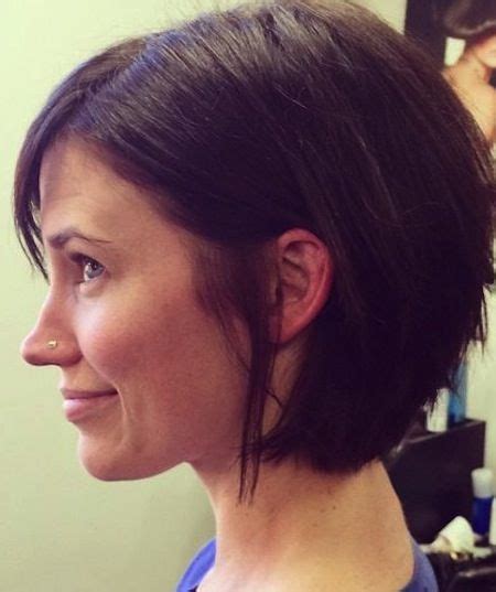 This cool short haircut adds texture and wave to straight hair or enhances your natural texture. Easy carefree hair. Short hairstyles for those who want to ...