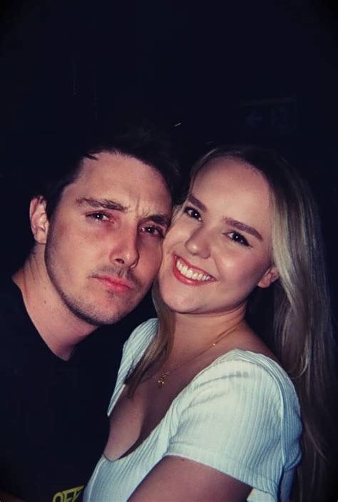 Best 10 Pics Of LazarBeam With His Current Girlfriend - Celebritopedia