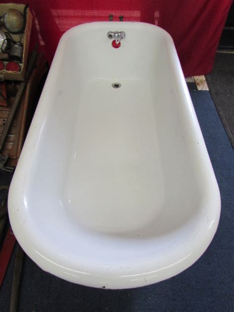Check out our enamel bathtub selection for the very best in unique or custom, handmade pieces from our shops. Lot Detail - LARGE CAST IRON PORCELAIN ENAMELED CLAW FOOT ...