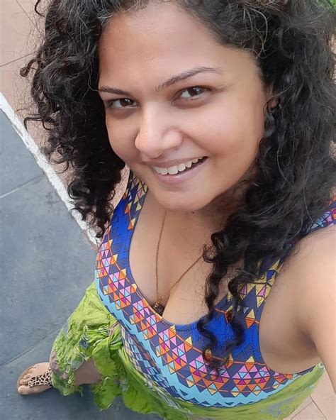 IndiaGlitz Tamil On Twitter Actress Anuya Y Bhagwat Recent Click