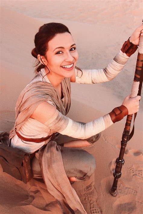 Rey Cosplay Star Wars By Aicosu Rey Cosplay Star Wars Girls Star