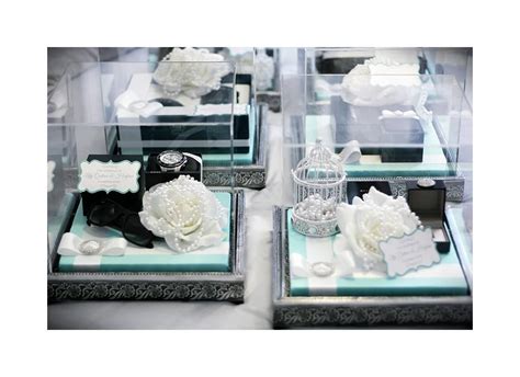 Find the perfect gift for the wedding and enjoy complimentary shipping. Elite: Tiffany Blue & White gift tray w/ Acrylic | Wedding ...