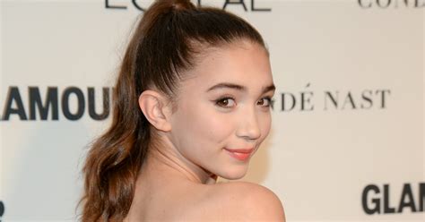 Rowan Blanchard Says She S Queer Opens Up About Her Sexuality In Twitter Post