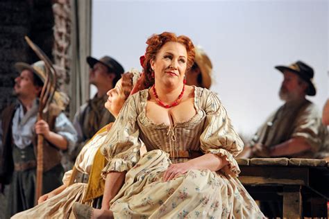 San Diego Opera Review The Elixir Of Love San Diego Opera At The Civic Theatre Stage And Cinema