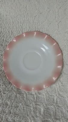 VINTAGE HAZEL ATLAS MILK GLASS SAUCER IN CRINOLINE RIPPLE PINK PATTERN