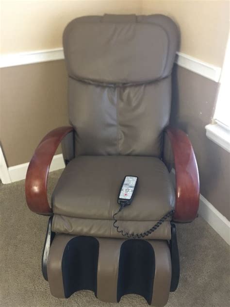 Htt 10crp Massage Chair Htt 10crp Massage Chair Manual Massage Chair Ending Friday At 9