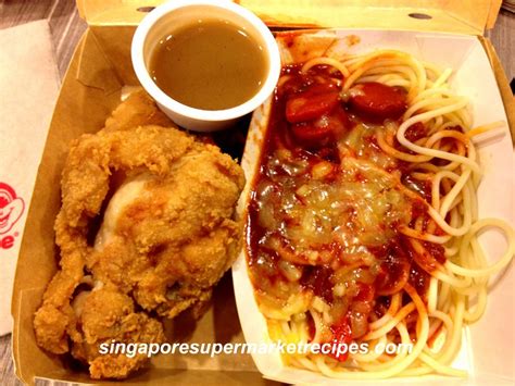 Our signature fried chicken, perfectly seasoned to be crispylicious on the outside and juicylicious on the inside. JOLLIBEE LUCKY PLAZA SINGAPORE REVIEWS & MENU - GOT STUNG ...