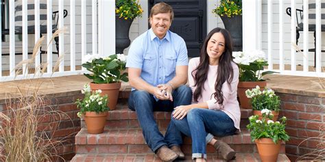 A Look Into Chip And Joanna Gaines Personal Life Divorce Rumors And