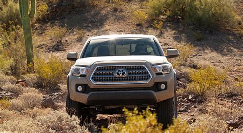 2016 Toyota Tacoma Trd Off Road Front Car Hd Wallpaper Peakpx