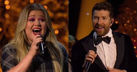 Kelly Clarkson And Brett Eldredge Give Live Debut Of Their Duet Under