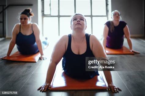 overweight yoga class photos and premium high res pictures getty images