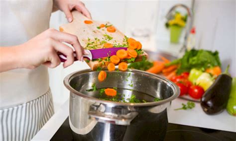 Creating a Customer Experience Through Cooking Demonstrations | Retail ...