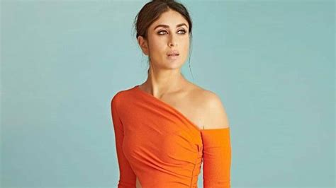 how much does kareena kapoor charge per show quora