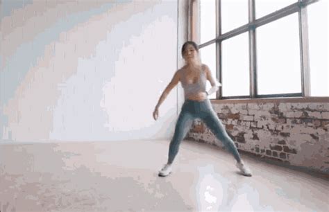 Exercise Gif By Chloe Ting Find Share On Giphy