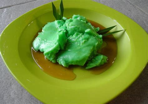 Namun, selain itu anda juga bisa membuat kreasi bubur sumsum dengan menambahkan air daun pandan sehingga warnanya menjadi hijau dan lebih menarik. Resep Bubur Sum Sum pandan oleh Dapur Jahe Unikoe By. Nova ...