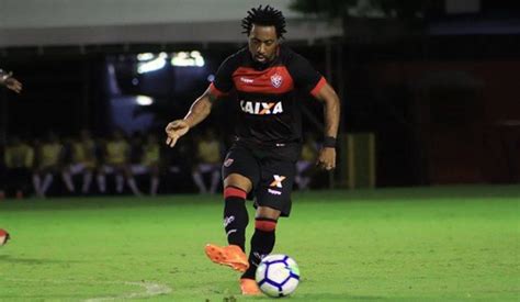 117,183 likes · 36 talking about this. Arouca supera morte do pai, retoma carreira e busca clube ...