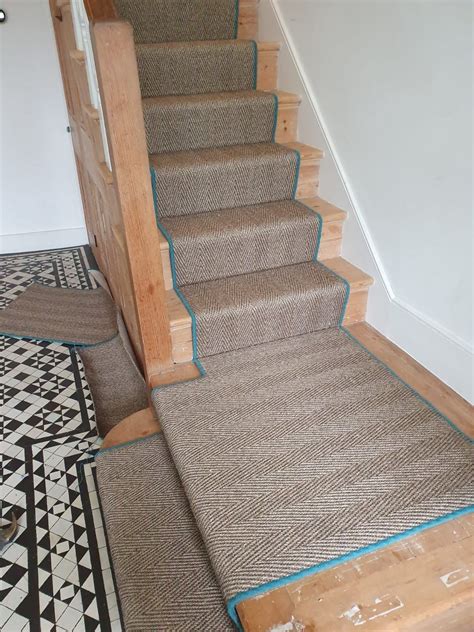 Natural sisal herringbone stair runner with navy blue tape. Brown Sisal Herringbone Fitting in 2020 | Stair runner ...