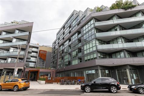 195 roncesvalles avenue, toronto m6r 2l5. 36 Howard Park Avenue #308 | West Toronto - Roncesvalles