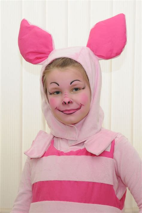 See more ideas about face painting, kids face paint, face painting designs. Winnie-the-Pooh and almost all his friends face painting ...