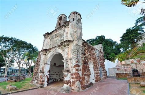 The Ancient Fortress A Famosa At Malacca Malaysia Travel Guide