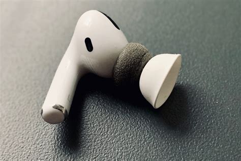 How To Wear Airpods Pro Properly So They Dont Fall Out Techuncode