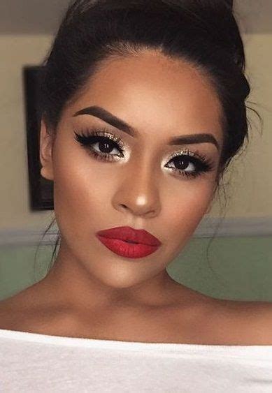 I Love A Beautiful Golden Eye Look With A Bold Red Lip Red Lip Makeup