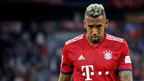 bayern munich s jerome boateng the man who introduced the quarterback to the soccer field