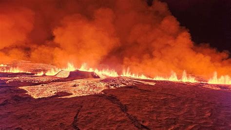 In Pics Iceland Volcano Erupts After Weeks Of Intense Earthquake