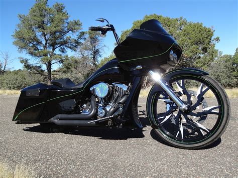 Harley Davidson Custom Big Wheel Bagger Road Glide