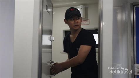 Industri pesawat terbang dalam dan luar negeri, bppt, kualiti control pesawat pada maskapai penerbangan luar dan. KA Argo Wilis, Kereta Mewah Jurusan Surabaya-Bandung