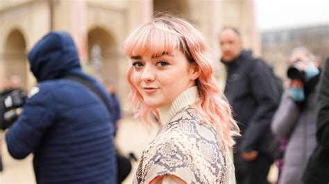 Maisie Williams To Star In Sky Comedy The Hollywood Reporter