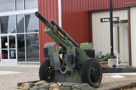 M101 105mm Howitzer Estrella Warbird Museum